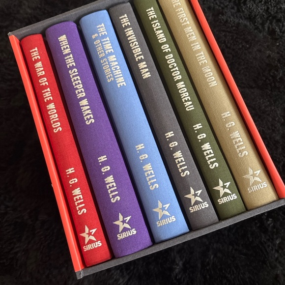 H.G. Wells Collection - Picture 2 of 2